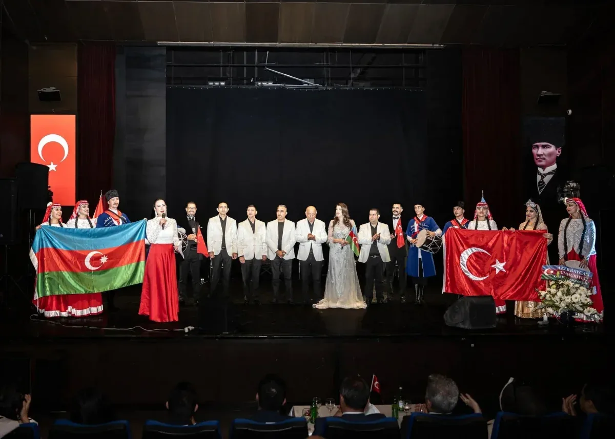 Kars’ta Türkiye-Azerbaycan Sanat Haftası: “Yaşasın Kardeşliğimiz!”