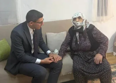 Güdül Kaymakamı Akar'dan Yaşlılar Günü ziyareti