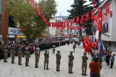 Artvin'de 29 Ekim Cumhuriyet Bayramı kutlanıyor